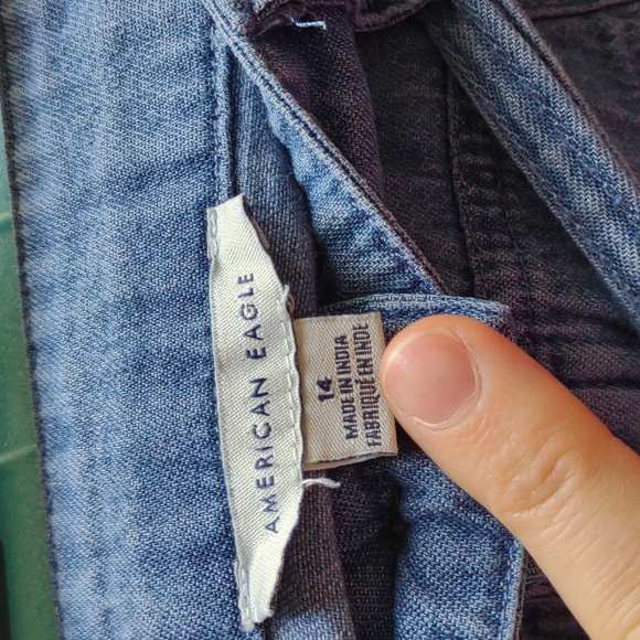 American Eagle wide leg high waisted jeans - Picture 5 of 9